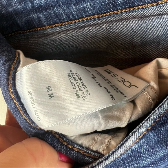 Joes Jeans slightly Distressed Dark Wash Skinny Jeans Size 26 - Picture 5 of 6